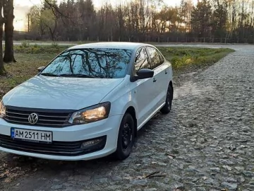 Авто Volkswagen Polo 2017 № 7441866