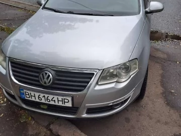 Авто Volkswagen Passat 2010 № 7441873