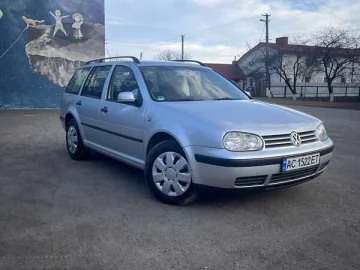 Авто Volkswagen Golf 2000 № 7442234