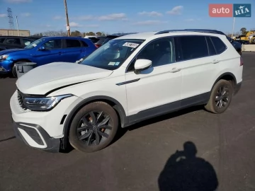 Авто Volkswagen Tiguan 2024 № 7443396