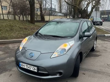 Авто Nissan Leaf 2014 № 7444797