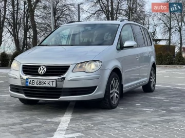 Авто Volkswagen Touran 2007 № 7444875