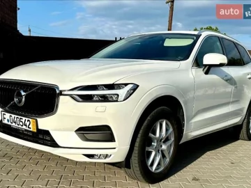 Авто Volvo Xc60 2018 № 7445434