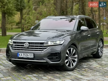 Авто Volkswagen Touareg 2019 № 7445459