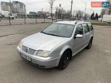 Авто Volkswagen Jetta 2004 № 7445614