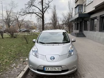 Авто Nissan Leaf 2012 № 7445795