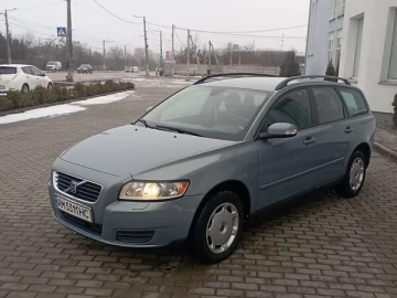 Авто Volvo V50 2008 № 7445831
