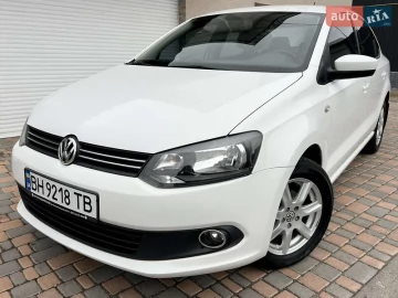 Авто Volkswagen Polo 2013 № 7446161
