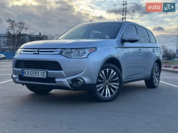 Авто Mitsubishi Outlander 2014 № 7446240