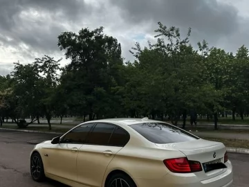 Авто BMW 5 Series 2012 № 7446305