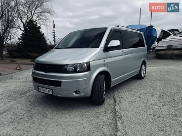 Авто Volkswagen Transporter 2010 № 7446567