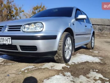 Авто Volkswagen Golf 2002 № 7447068