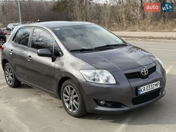 Авто Toyota Auris 2008 № 7447169