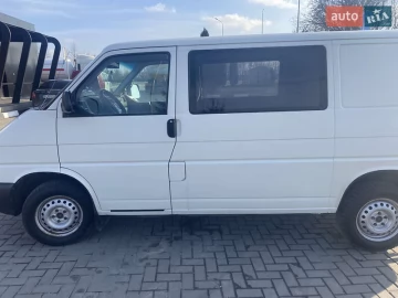 Авто Volkswagen Transporter 2002 № 7448037