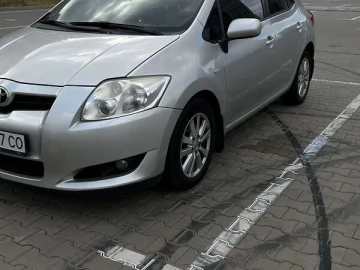 Авто Toyota Auris 2008 № 7448278