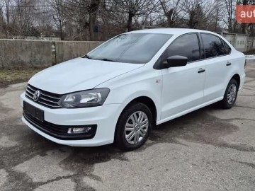Авто Volkswagen Polo 2017 № 7449192