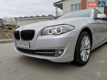 Авто BMW 5 Series 2012 № 7449307