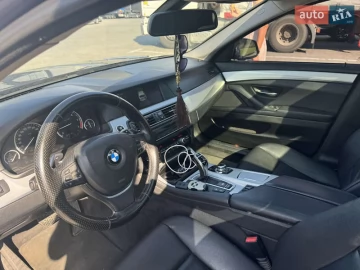 Авто BMW 5 Series 2013 № 7449502