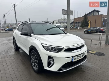 Авто KIA Stonic 2021 № 7449532