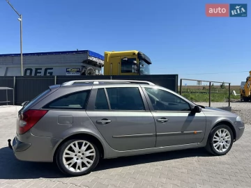 Авто Renault Laguna 2005 № 7449647