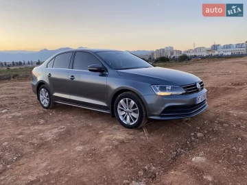 Авто Volkswagen Jetta 2016 № 7449715