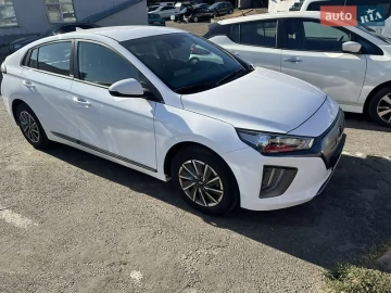 Авто Hyundai Ioniq Electric 2021 № 7449806