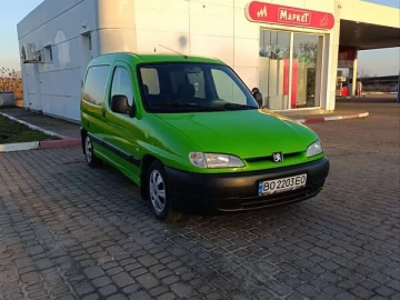 Авто Peugeot Partner 2000 № 7450308