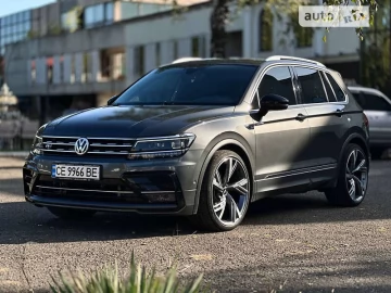 Авто Volkswagen Tiguan 2017 № 7450586