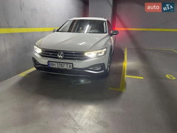 Авто Volkswagen Passat Alltrack 2020 № 7450587