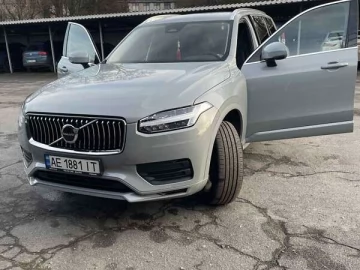 Авто Volvo Xc90 2023 № 7450602