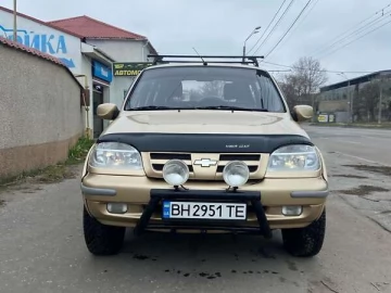 Авто Chevrolet Niva 2004 № 7452040