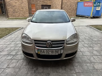 Авто Volkswagen Jetta 2008 № 7452124