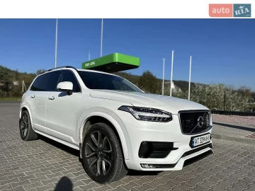 Авто Volvo Xc90 2018 № 7452579