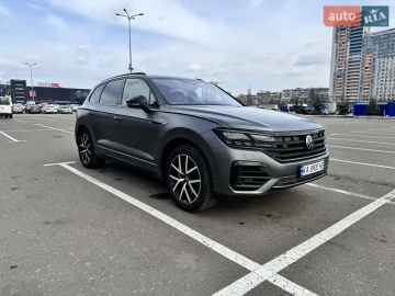 Авто Volkswagen Touareg 2022 № 7452594