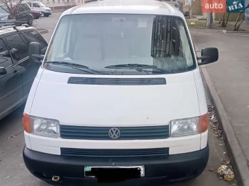 Авто Volkswagen Transporter 2000 № 7452692