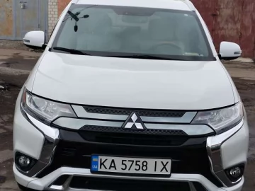 Авто Mitsubishi Outlander 2019 № 7453157