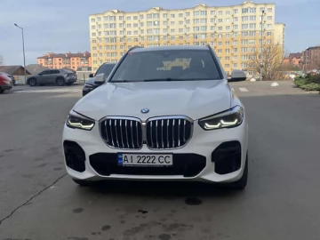 Авто BMW X5 2021 № 7453192
