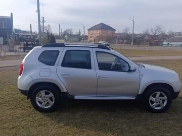 Авто Renault Duster 2012 № 7453599