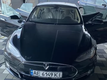 Авто Tesla Model S 2014 № 7453685