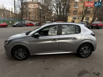 Авто Peugeot 208 2022 № 7453821