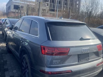 Авто Audi Q7 2016 № 7453902