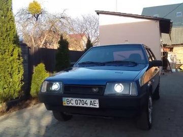 Авто ВАЗ 2109 2001 № 7454113