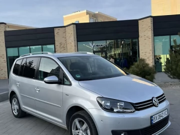 Авто Volkswagen Touran 2013 № 7454554