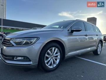 Авто Volkswagen Passat 2017 № 7454555