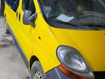 Авто Renault Trafic 2004 № 7455380