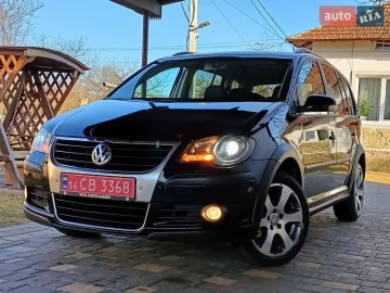 Авто Volkswagen Touran 2008 № 7455507