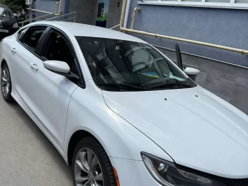 Авто Chrysler 200 2015 № 7455540
