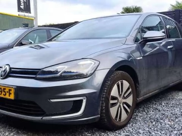 Авто Volkswagen E-Golf 2018 № 7455564