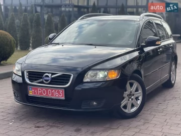 Авто Volvo V50 2012 № 7457134