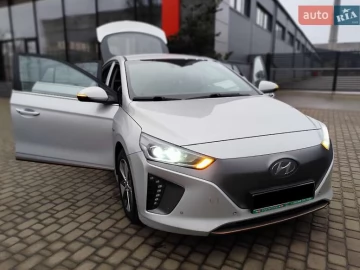 Авто Hyundai Ioniq 2017 № 7457533